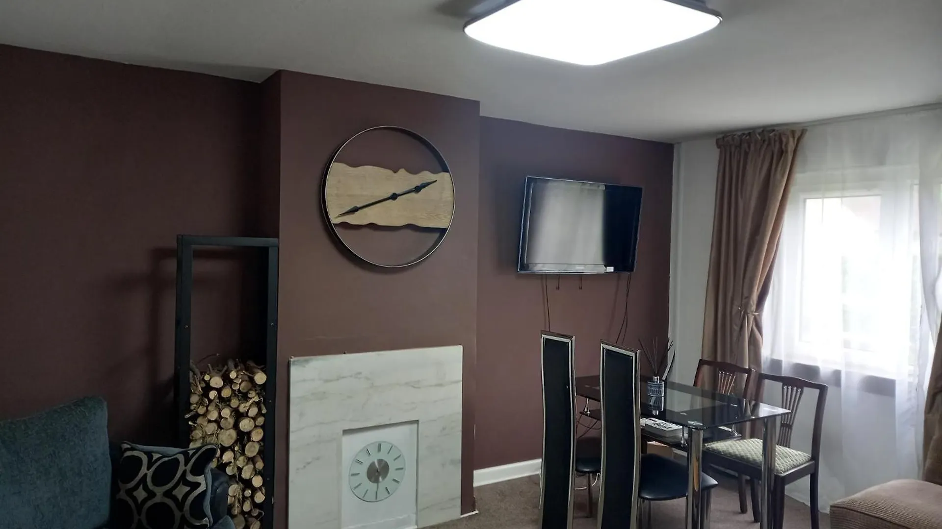 White House In Edinburgh, 2 Bedroom Good Location Edinburgh